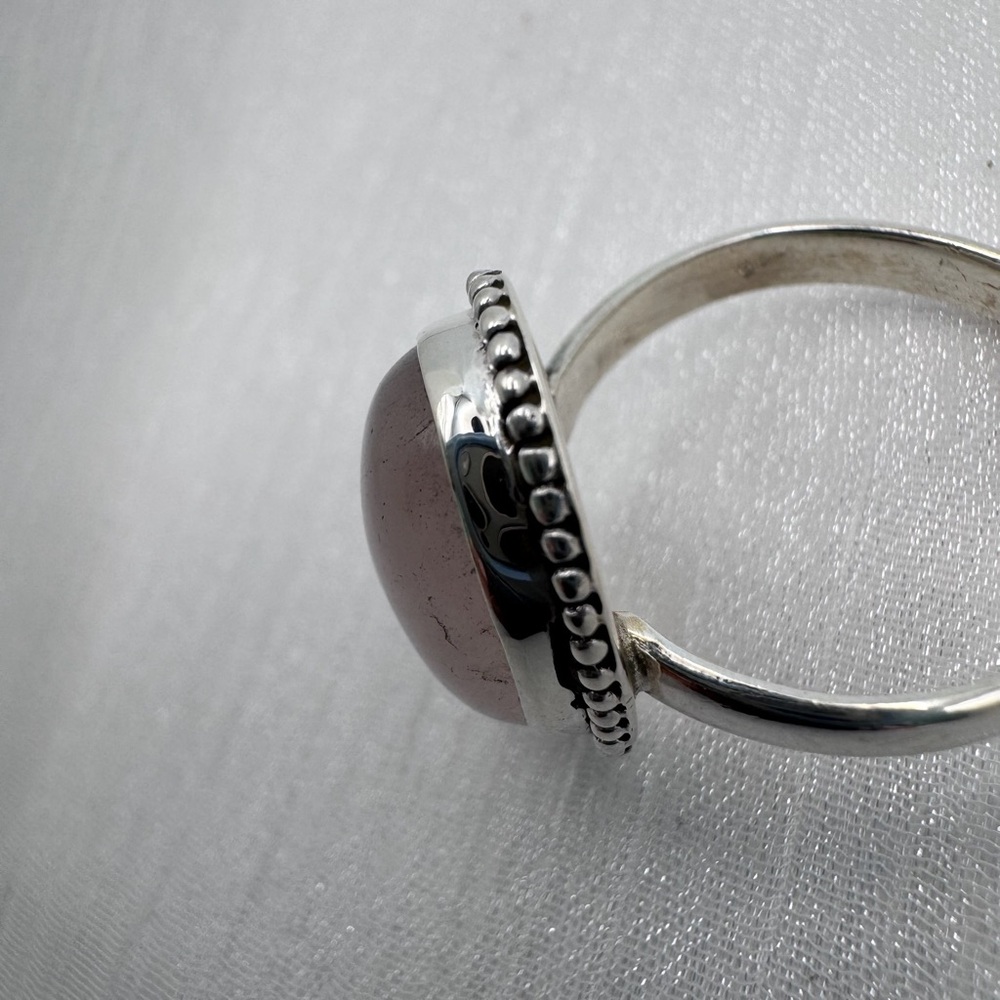 S925 Rose Quartz Oval Detail Ring - Picture 4 of 4